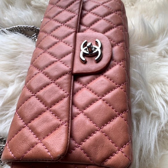 Authentic CHANEL CC Flap Bag - Dark Pink (Salmon Pink) SHW - Picture 10 of 15